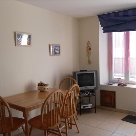 Ferienwohnung Maison En Pierre Port-en-Bessin-Huppain Zimmer foto
